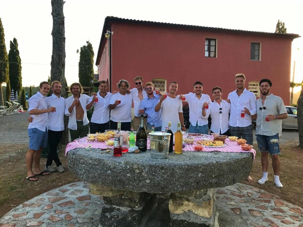 Casa Vacanze Podere Marilla Peccioli Bagian luar foto